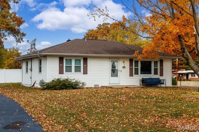 123 Lowell Court, Shiloh, IL 62269