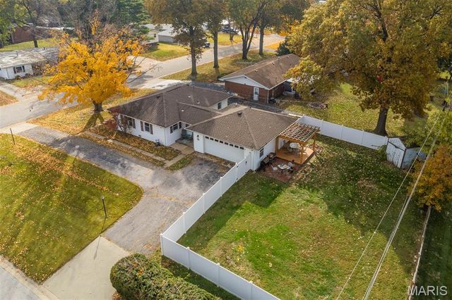 123 Lowell Court, Shiloh, IL 62269