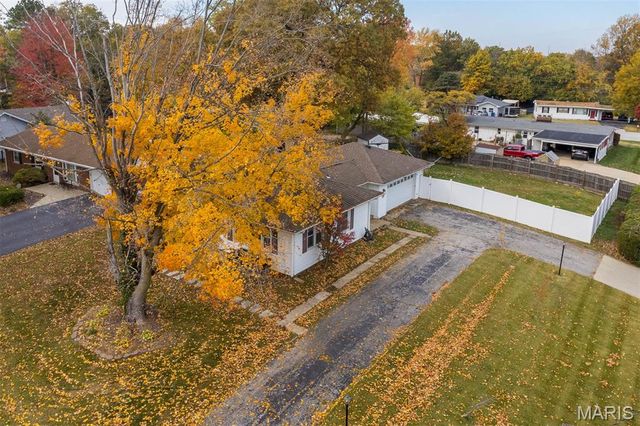 123 Lowell Court, Shiloh, IL 62269