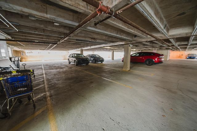 199 S 5th Street, 405, Columbus, OH 43215