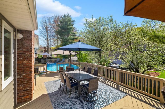 59 S Constitution Drive, Tappan, NY 10983