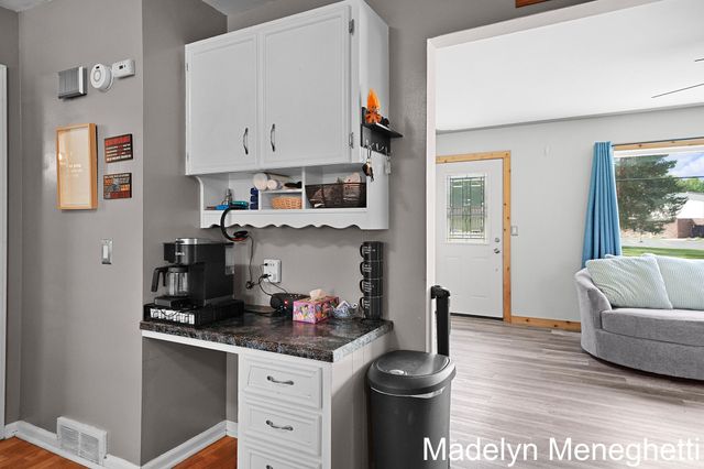 2765 Baldwin Street, Georgetown Twp, MI 49428