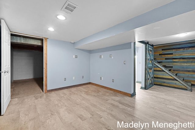 2765 Baldwin Street, Georgetown Twp, MI 49428