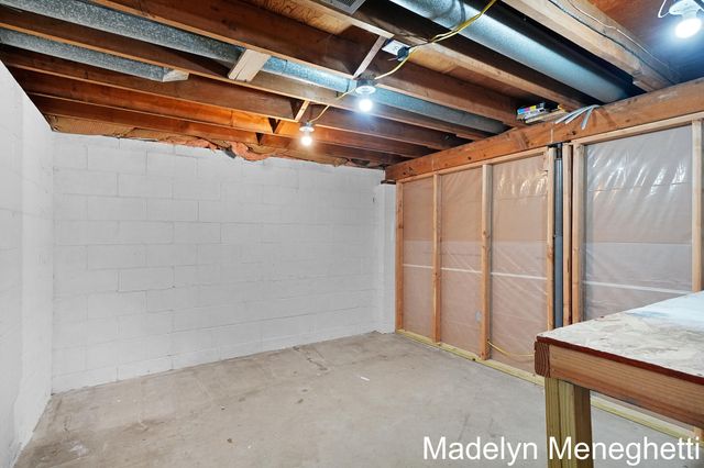 2765 Baldwin Street, Georgetown Twp, MI 49428