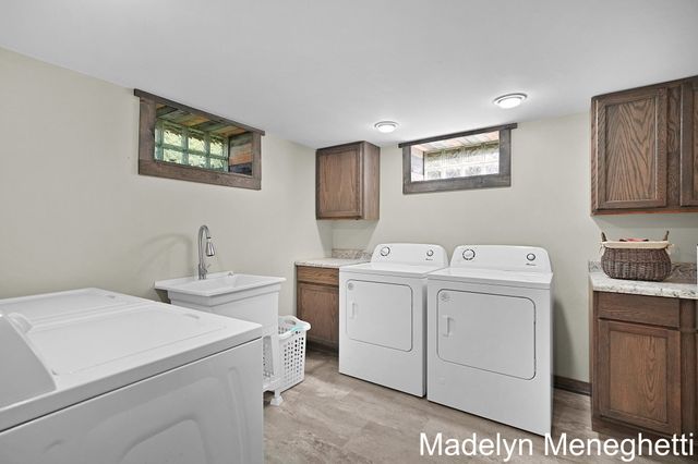 2765 Baldwin Street, Georgetown Twp, MI 49428