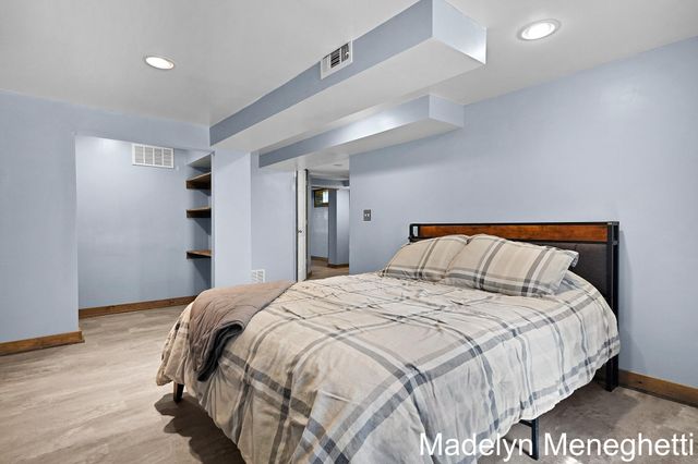2765 Baldwin Street, Georgetown Twp, MI 49428