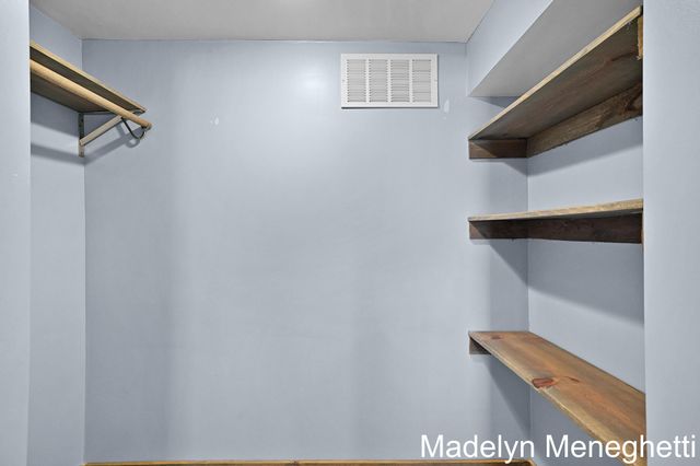 2765 Baldwin Street, Georgetown Twp, MI 49428