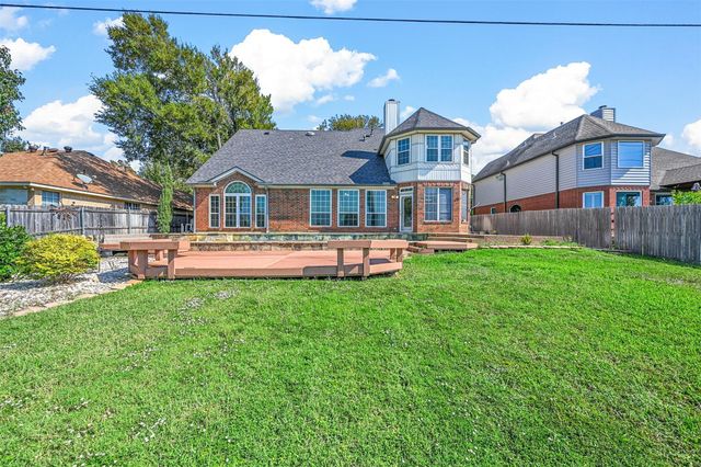 5110 Heatherdale Drive, Grapevine, TX 76051