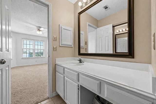 5110 Heatherdale Drive, Grapevine, TX 76051