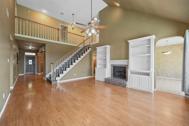 5110 Heatherdale Drive, Grapevine, TX 76051