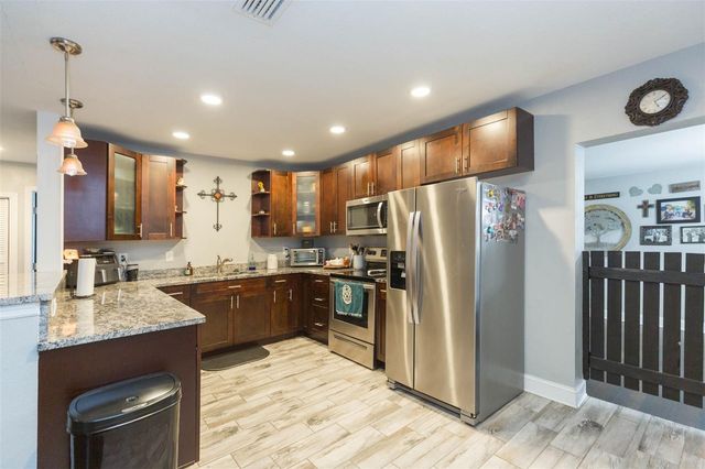 33437 WESTWOOD DRIVE, Dade City, FL 33523