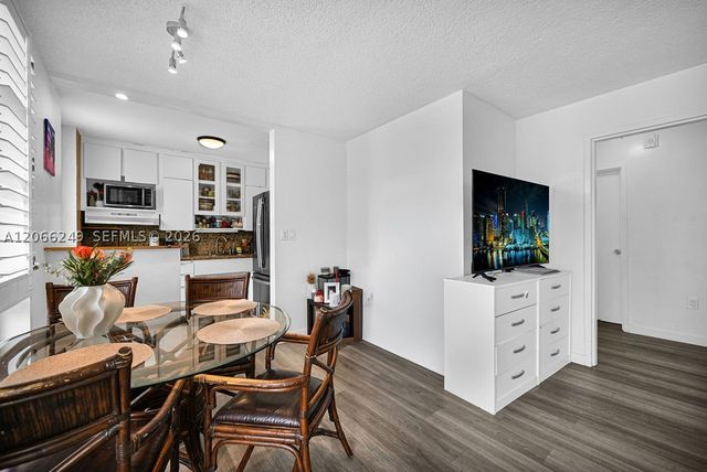 2400 NE 9th St 201, Fort Lauderdale, FL 33304