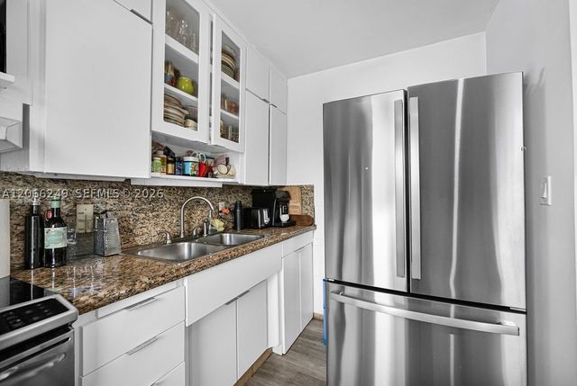 2400 NE 9th St 201, Fort Lauderdale, FL 33304