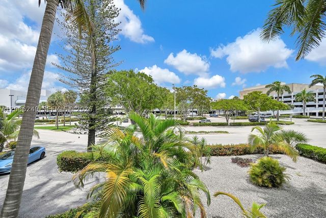 2400 NE 9th St 201, Fort Lauderdale, FL 33304