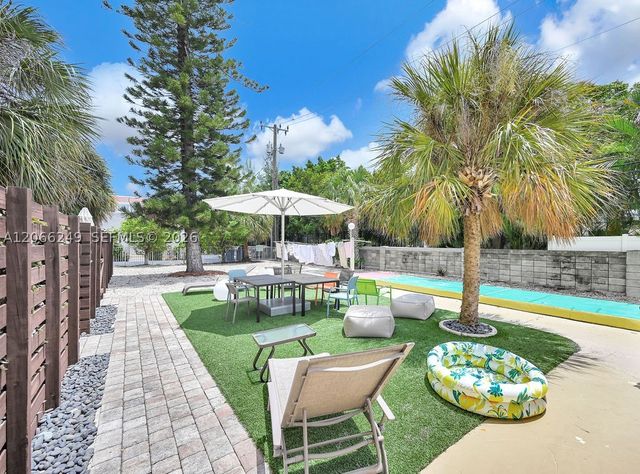 2400 NE 9th St 201, Fort Lauderdale, FL 33304