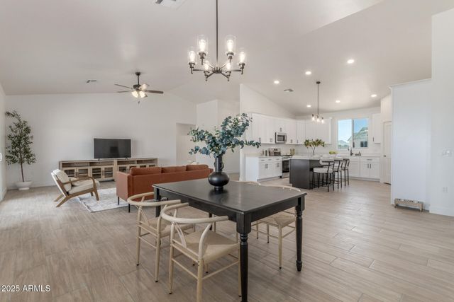 9544 W SANDSTONE MOUNTAIN Drive, Casa Grande, AZ 85194