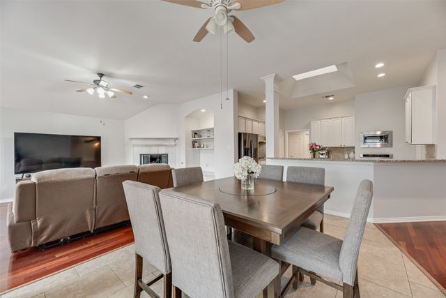 2031 Vintage Circle, Corinth, TX 76210