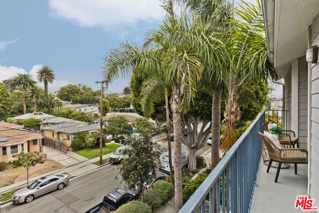 2222 5th Street 301, Santa Monica, CA 90405