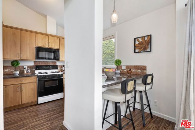 2222 5th Street 301, Santa Monica, CA 90405