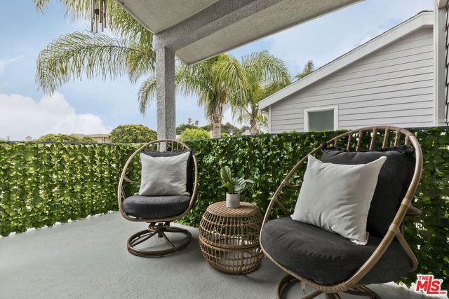 2222 5th Street 301, Santa Monica, CA 90405