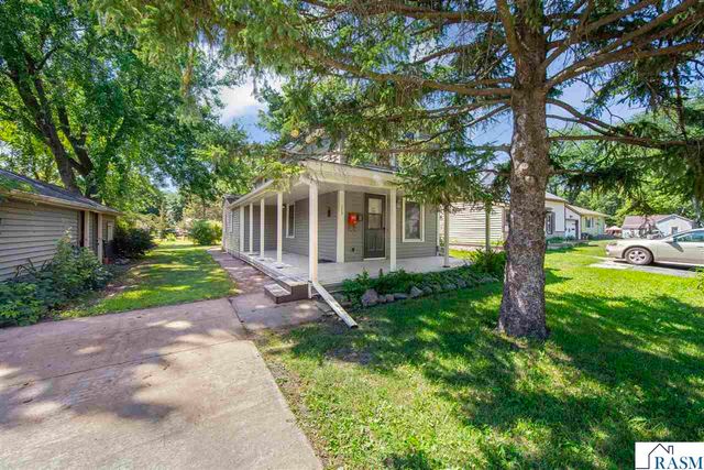 1518 4th Avenue, Mankato, MN 56001