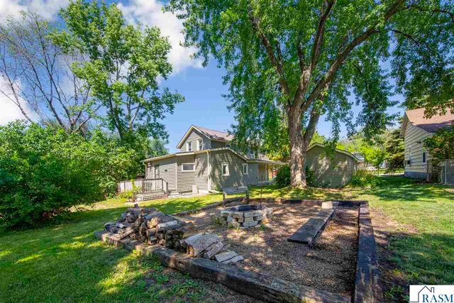 1518 4th Avenue, Mankato, MN 56001