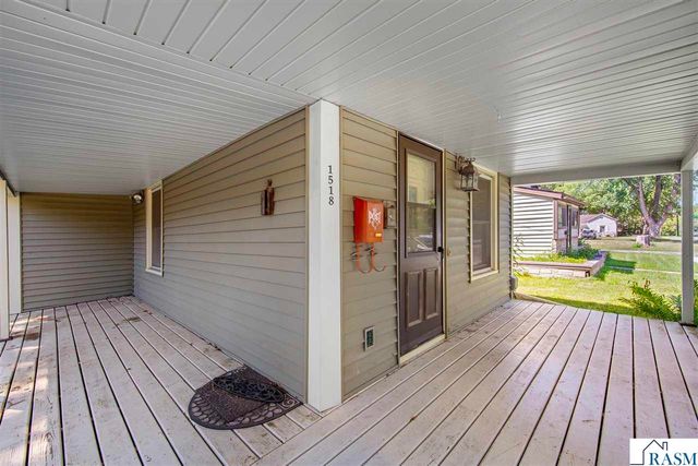 1518 4th Avenue, Mankato, MN 56001