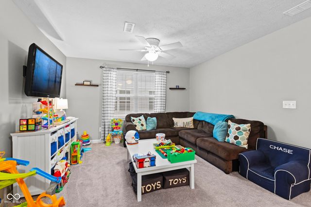 6740 Shooting Star Drive, Whitestown, IN 46075