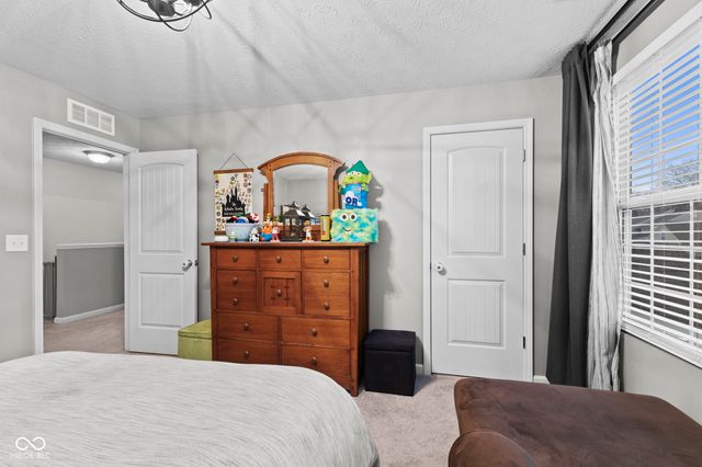 6740 Shooting Star Drive, Whitestown, IN 46075