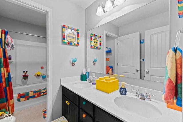 6740 Shooting Star Drive, Whitestown, IN 46075