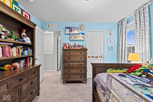 6740 Shooting Star Drive, Whitestown, IN 46075