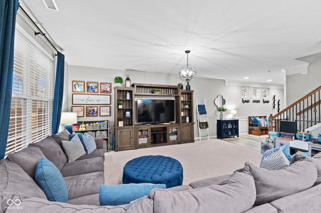 6740 Shooting Star Drive, Whitestown, IN 46075