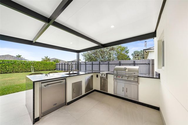 17341 SW 304th St, Homestead, FL 33030