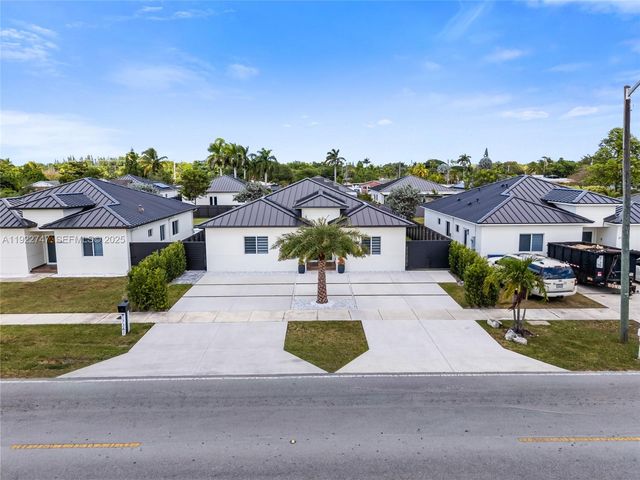 17341 SW 304th St, Homestead, FL 33030