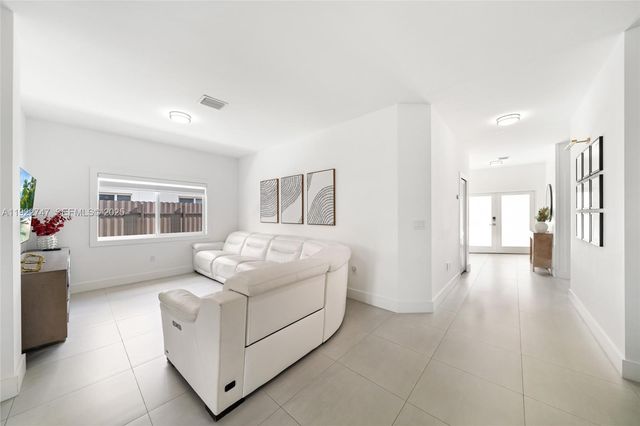 17341 SW 304th St, Homestead, FL 33030