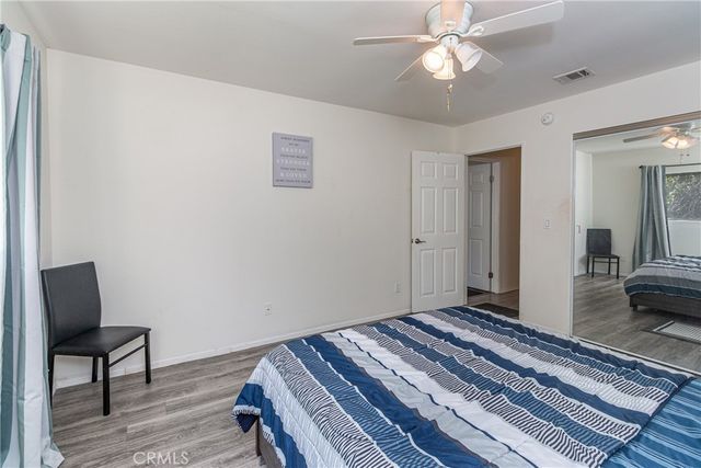 13982 Olive Grove, Sylmar, CA 91342