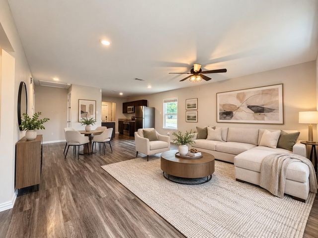 217 Gans Street, Houston, TX 77029