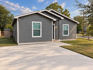 217 Gans Street, Houston, TX 77029
