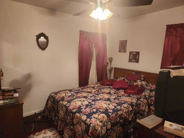 318 Milligan DR, Pittsburg, TX 75686