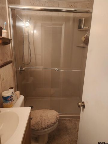 318 Milligan DR, Pittsburg, TX 75686