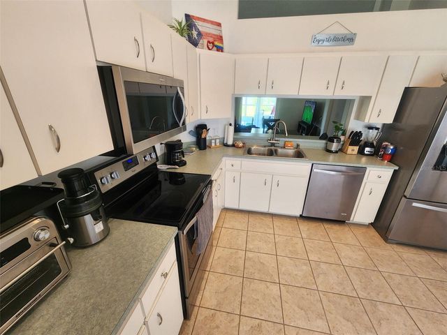 2601 SUNDANCE CIRCLE, Mulberry, FL 33860