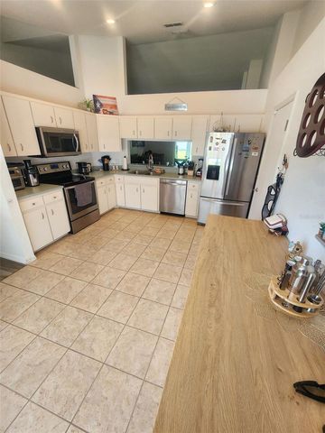 2601 SUNDANCE CIRCLE, Mulberry, FL 33860
