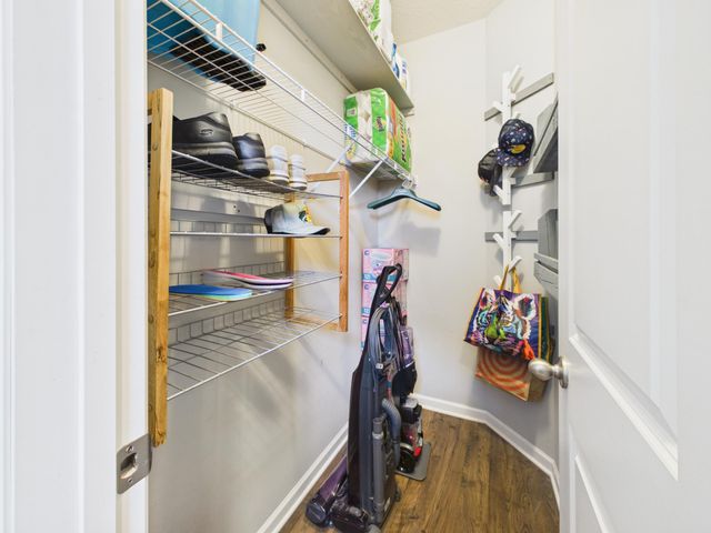 6598 Jeffery Avenue S, Cottage Grove, MN 55016