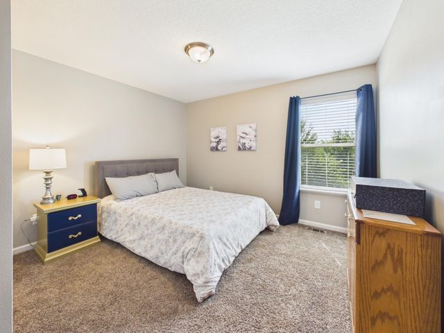 6598 Jeffery Avenue S, Cottage Grove, MN 55016