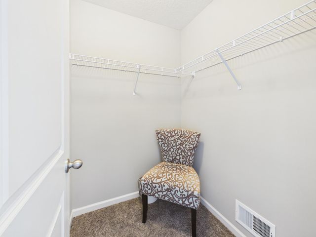 6598 Jeffery Avenue S, Cottage Grove, MN 55016