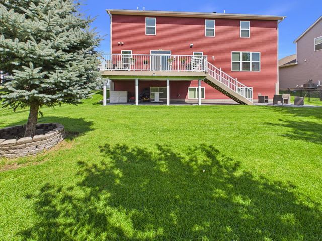 6598 Jeffery Avenue S, Cottage Grove, MN 55016