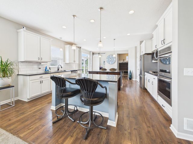 6598 Jeffery Avenue S, Cottage Grove, MN 55016