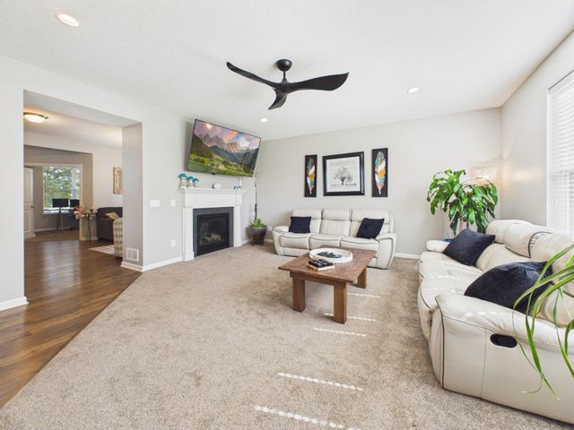 6598 Jeffery Avenue S, Cottage Grove, MN 55016