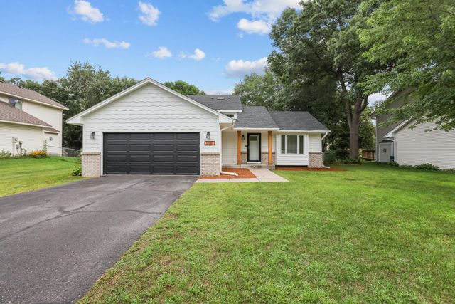 12389 Larch Street NW, Coon Rapids, MN 55448