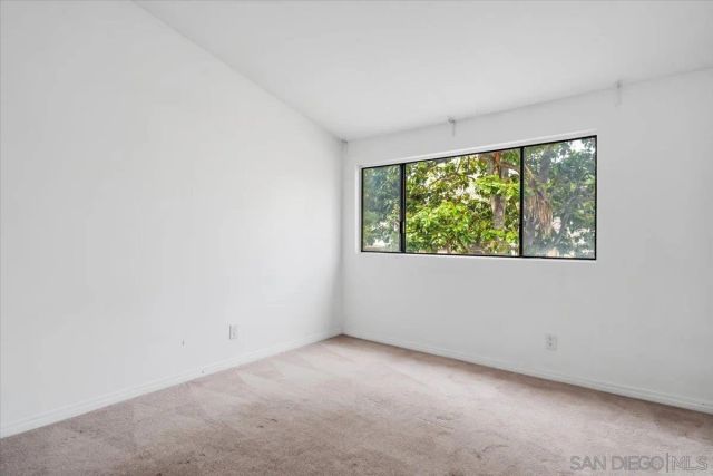 8725 Caminito Abrazo, La Jolla, CA 92037